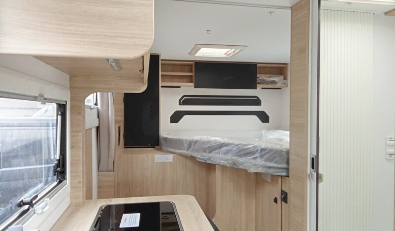 CHAUSSON S 695 complet