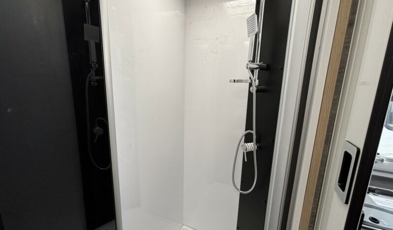 CHAUSSON 630 first line complet
